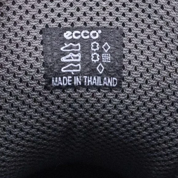 Ecco Minimalist Sneakers with Reflective Tongue Womens size 8-8.5 EU 39 - Picture 10 of 11